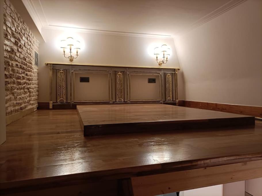 Refuge In Madrid Apartment Bagian luar foto