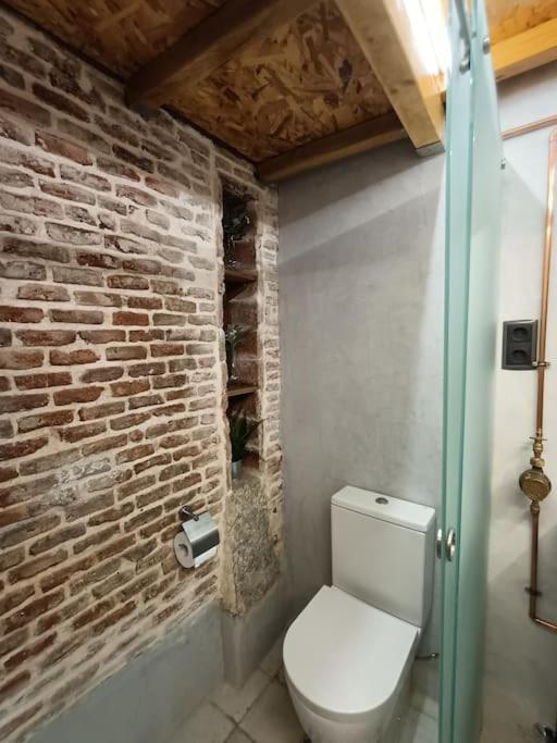 Refuge In Madrid Apartment Bagian luar foto