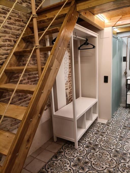 Refuge In Madrid Apartment Bagian luar foto